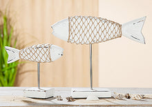 Lade das Bild in den Galerie-Viewer, Für Ihre maritime Deko: Dekorativer Fisch im Netz - MOPO-Shop