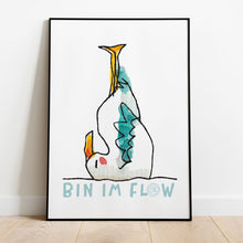 Lade das Bild in den Galerie-Viewer, Ich bin im Flow - Möwenyoga als Kunstdrucke in Postergröße - MOPO-Shop