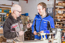 Lade das Bild in den Galerie-Viewer, Handgemachter Kugelschreiber aus Hamburg: Palisander - MOPO-Shop