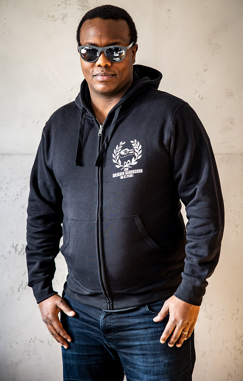 zum handschuh Zum Goldenen Handschuh: Pullover-Jacke – MOPO-Shop